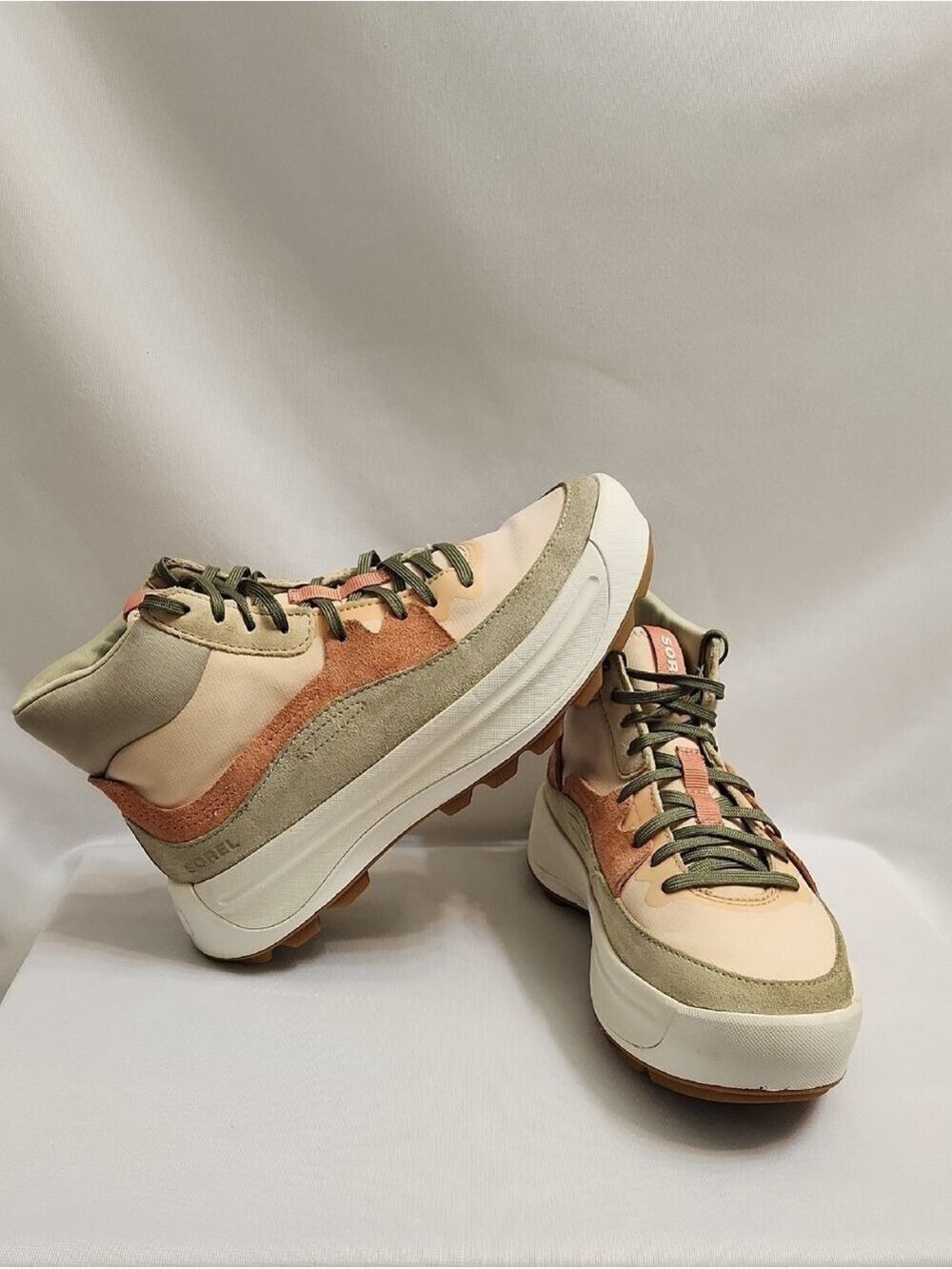Sorel ONA 503 Mid Suede Nova Sand Paradox Pink Colorway Sneakers (W Size 6.5)